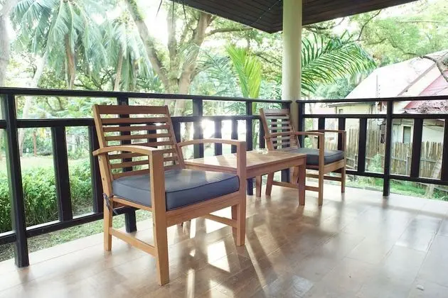 Deluxe Twin Room with Balcony
