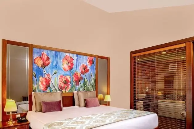 Hill Suite Sea View
