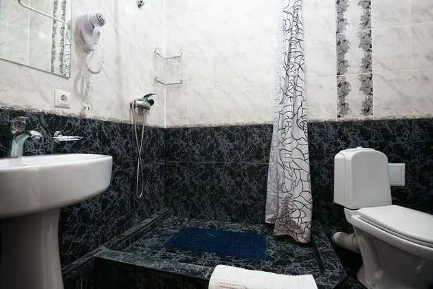 Comfort Tek Büyük Yataklı Oda