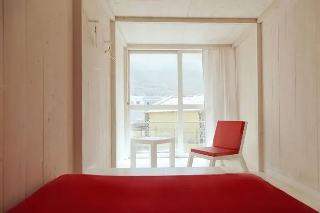 Design Tek Büyük Yataklı Oda, 1 Çift Kişilik Yatak