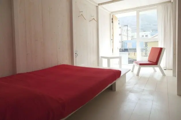 Design Tek Büyük Yataklı Oda, 1 Çift Kişilik Yatak
