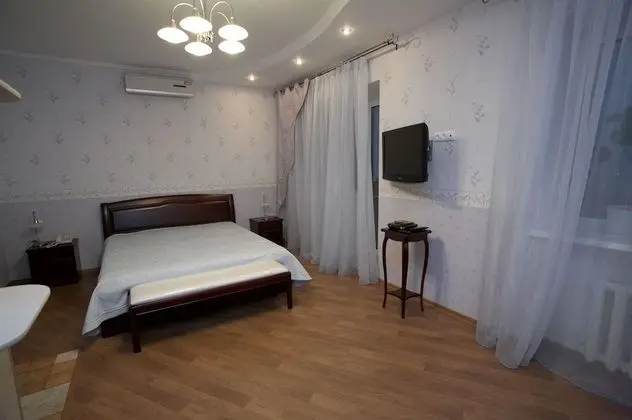 Romantic Tek Büyük Yataklı Oda