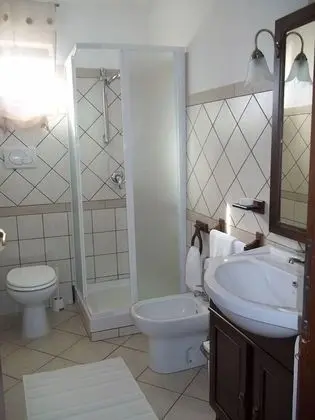 Basic Tek Büyük Yataklı Oda