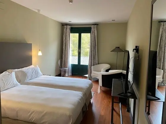 Superior Tek Büyük Yataklı Oda