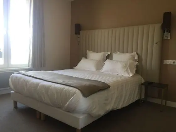 Classic Tek Büyük Yataklı Oda