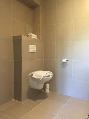 Classic Tek Büyük Yataklı Oda