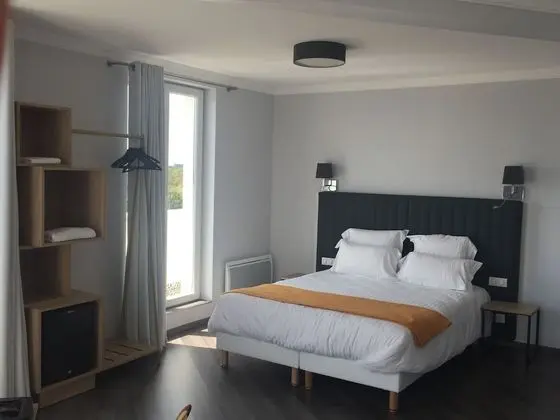 Üç Kişilik Oda, Balkon