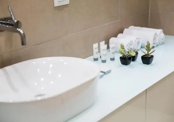Comfort Tek Büyük Yataklı Oda, Özel Banyo, Şehir Manzaralı