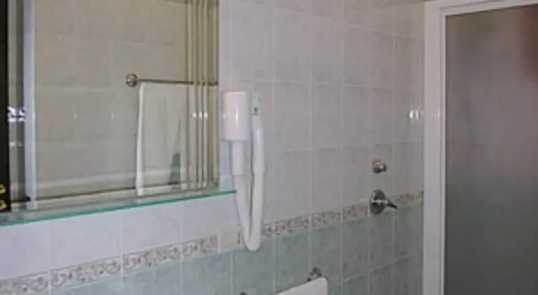 Economy Tek Büyük Yataklı Oda, Zemin Kat