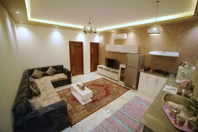 Comfort Dağ Evi, 1 Yatak Odası, Havuz Manzaralı