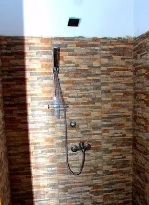 Standard Tek Büyük Yataklı Oda, Bahçe Manzaralı