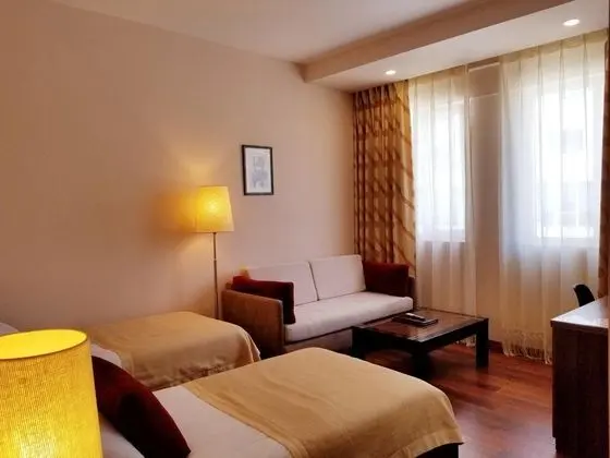 1 Çift Kişilik Veya 2 Tek Kişilik Yatak Standard