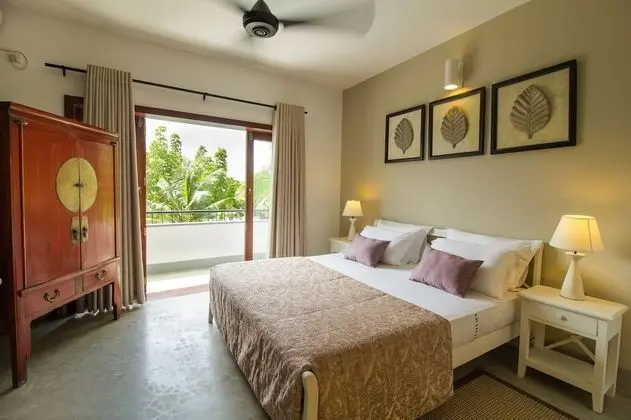 Deluxe Tek Büyük Yataklı Oda, Balkon, Göl Manzaralı
