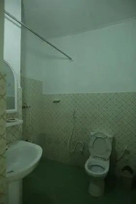 Standard İki Ayrı Yataklı Oda (with Private Bathroom)