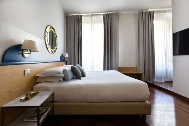 Tek Büyük veya İki Ayrı Yataklı Oda, Banyolu/Duşlu