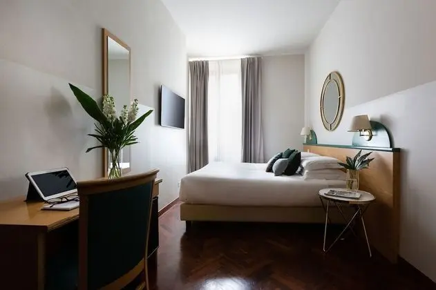 Tek Büyük veya İki Ayrı Yataklı Oda (Private External Bathroom)