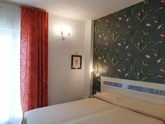 Classic Tek Büyük veya İki Ayrı Yataklı Oda