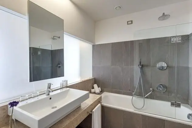 Standard Tek Büyük veya İki Ayrı Yataklı Oda, Balkon