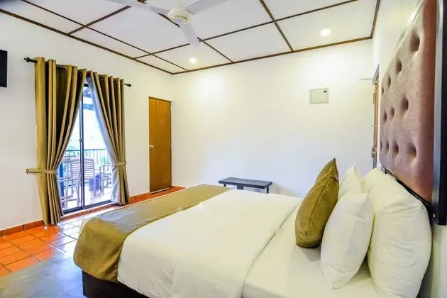 Deluxe Tek Büyük Yataklı Oda, Banyolu/Duşlu