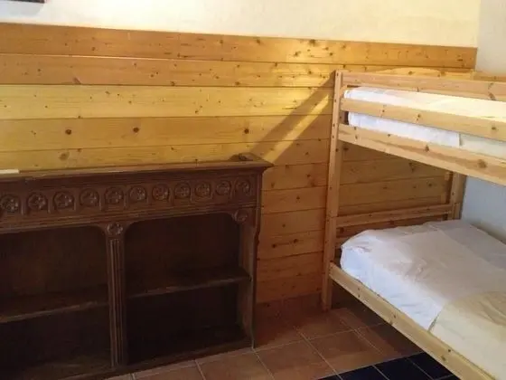 Dört Kişilik Oda