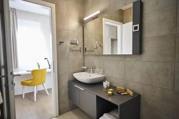 Stüdyo, Balkon