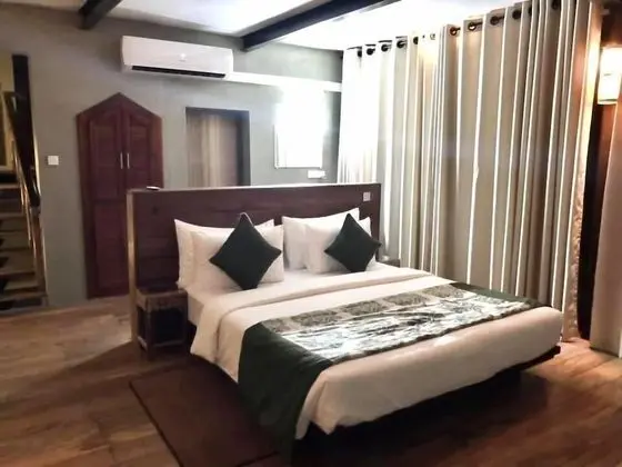 Superior Oda, 1 En Büyük (King) Boy Yatak, Dağ Manzaralı