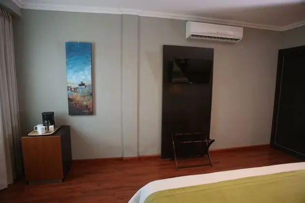 Junior Süit, 1 En Büyük (King) Boy Yatak, Banyolu/Duşlu