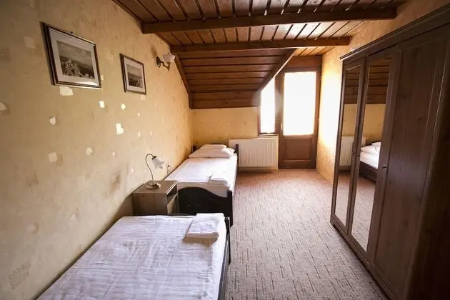 Family Oda, Bahçe Manzaralı