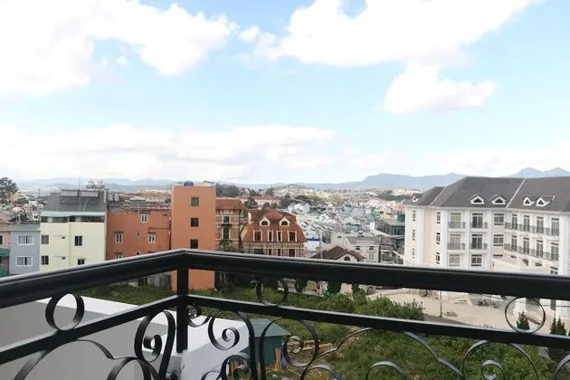 Deluxe Tek Büyük Yataklı Oda, Balkon