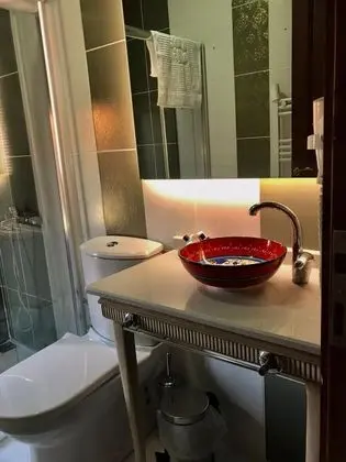 Standart Oda, Sokak Manzaralı
