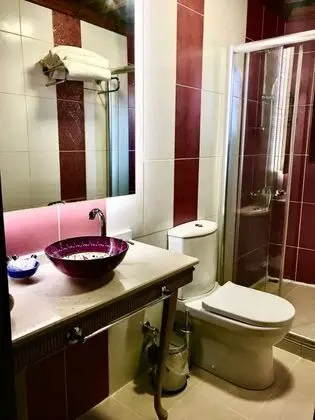 Standart Oda, Sokak Manzaralı