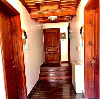 Standart Oda, Sokak Manzaralı