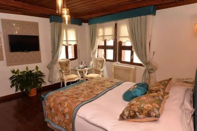Standart Oda, Sokak Manzaralı