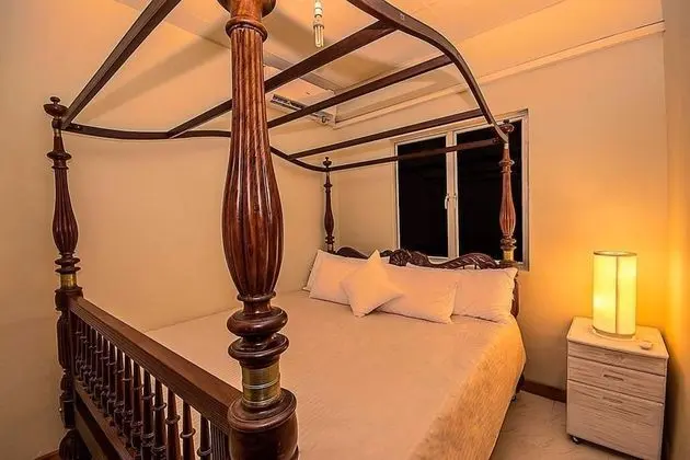 3-Bedroom Apartment