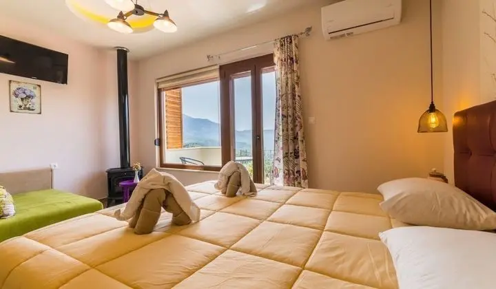 Luxury Oda, Balkon (Samitos)