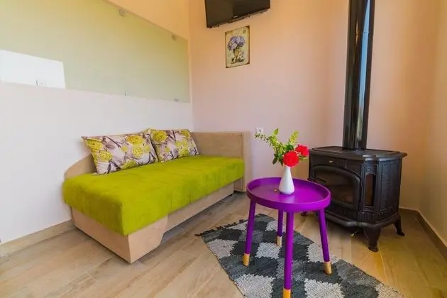 Luxury Oda, Balkon (Samitos)