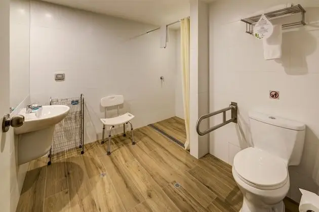 Üç Kişilik Oda, 3 Tek Kişilik Yatak