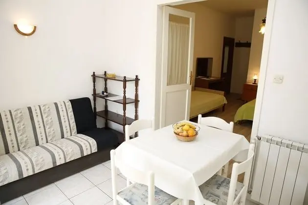 Apart Daire (Araz - parking and barbecue - A2(3))