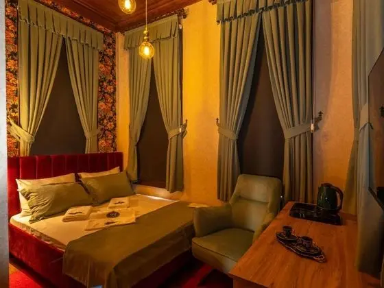 1+1 Aile Odası, Aileye Özel