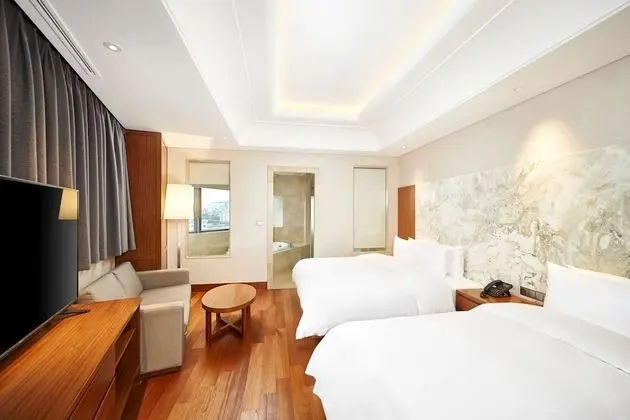 Junior Suite Room