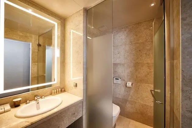 Junior Suite Room