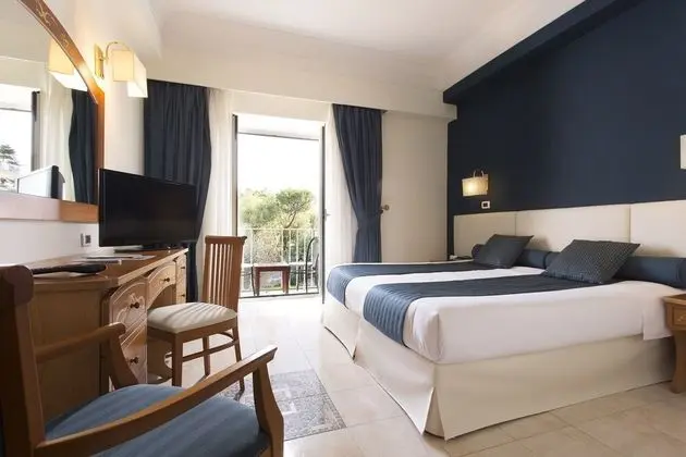 Superior Tek Büyük Yataklı Oda, Balkon, Deniz Manzaralı