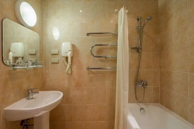 Standard Tek Büyük Yataklı Oda