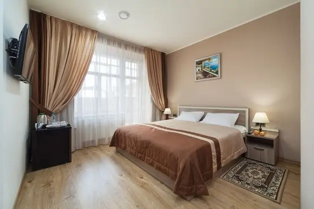 Standard Tek Büyük Yataklı Oda