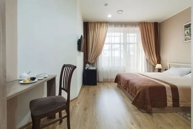 Standard Tek Büyük Yataklı Oda