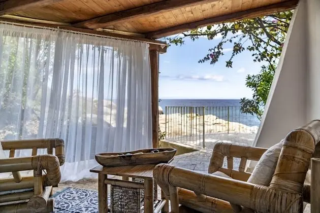 Süit (with beach access)