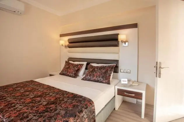 Standart Üç Kişilik Oda, Kara Tarafı