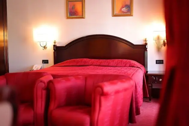 Deluxe Tek Büyük Yataklı Oda, Balkon, Deniz Manzaralı