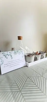 Tek Büyük veya İki Ayrı Yataklı Oda, Ortak Banyo