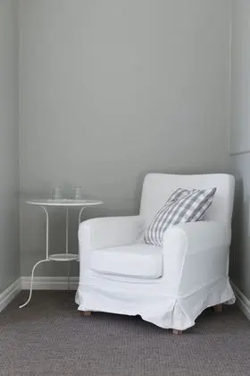Tek Büyük veya İki Ayrı Yataklı Oda, Ortak Banyo